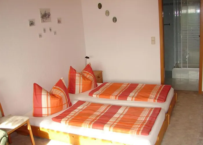 게스트하우스 Gaestehaus Unter Den Weinbergen