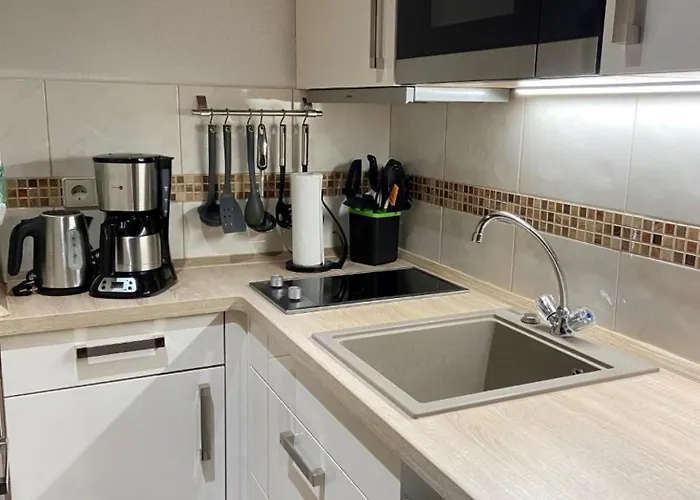 Gaestehaus Unter Den Weinbergen 게스트하우스 3*