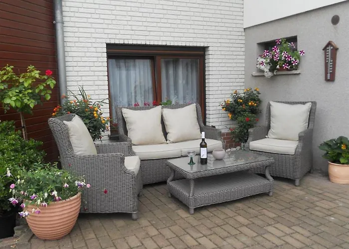 Gaestehaus Unter Den Weinbergen 게스트하우스 3*